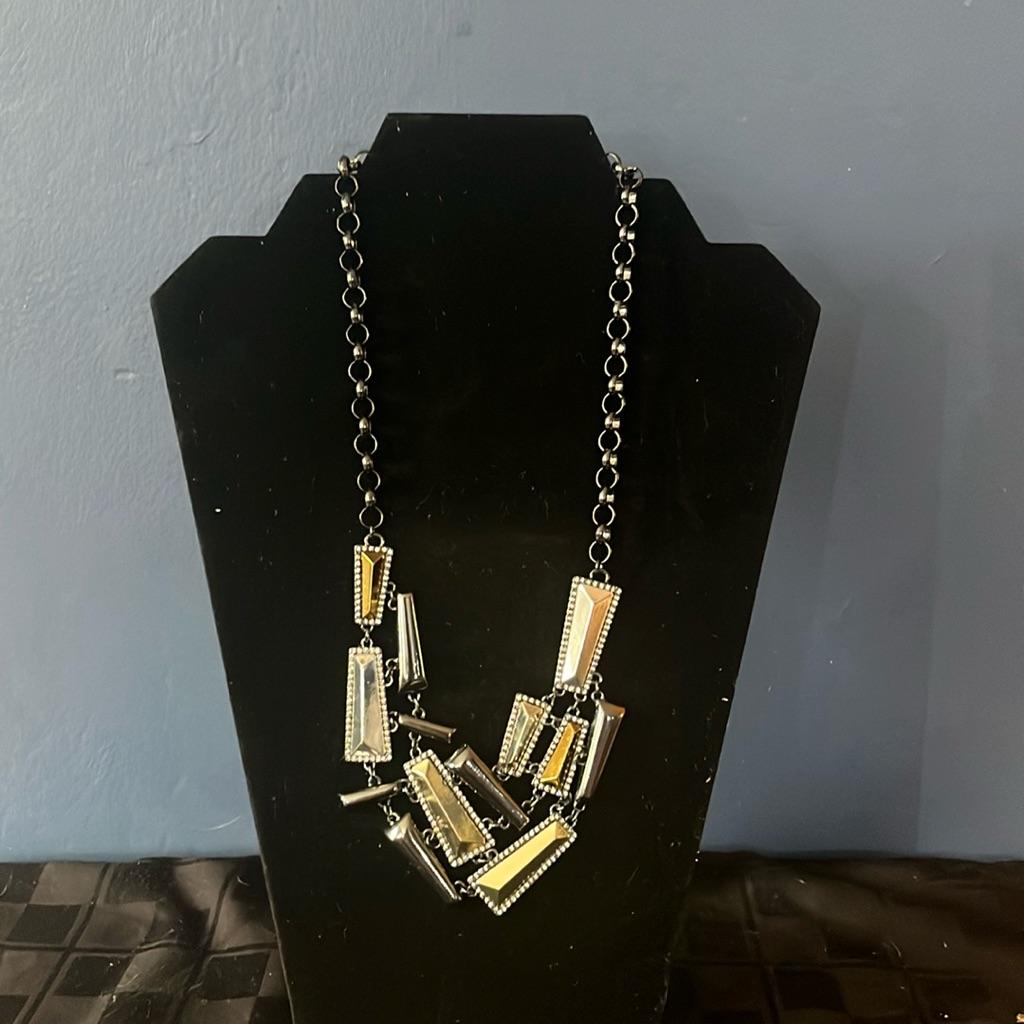 Elevate Your Style Lydell Nyc Statement Necklace 39$